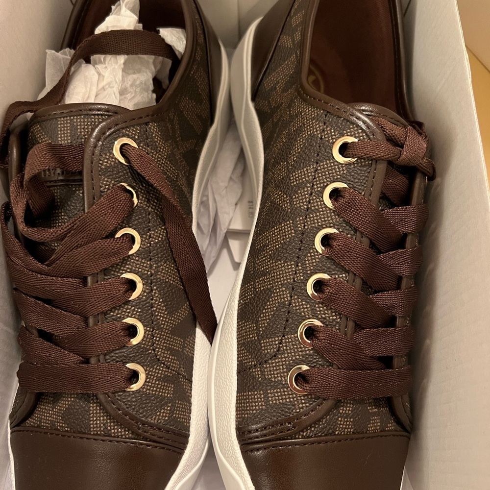 MK shoes women’s new